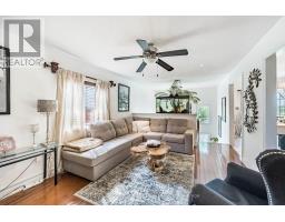 Family room - 139 Oceanpearl Crescent, Whitby, ON L1N0C7 Photo 7