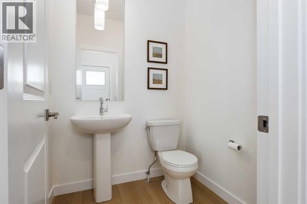 525 River Heights Drive, Cochrane