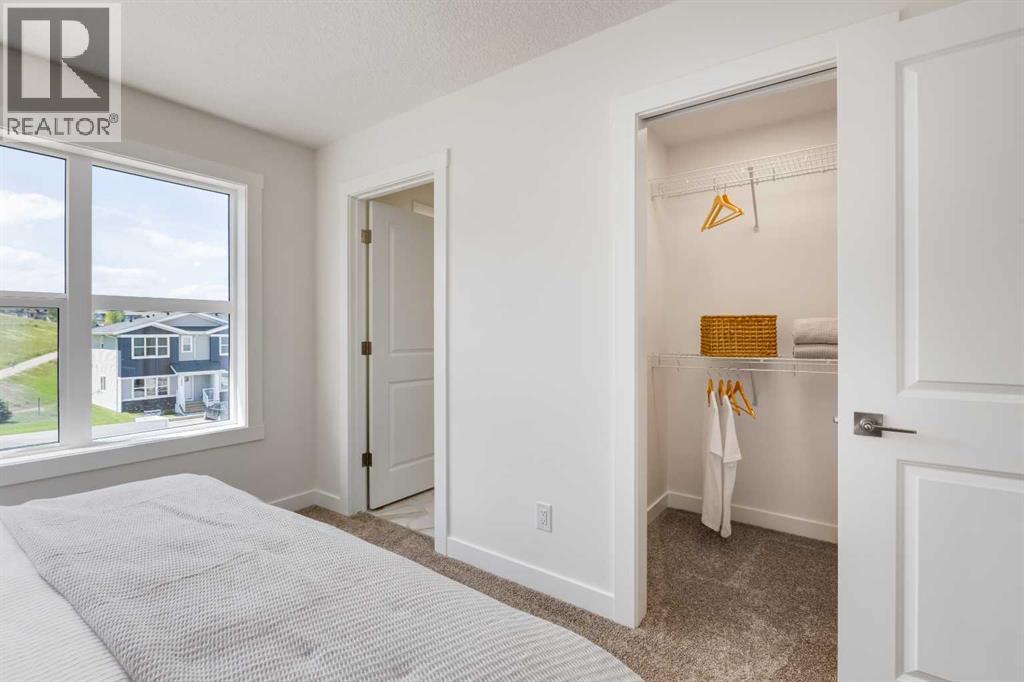 525 River Heights Drive, Cochrane