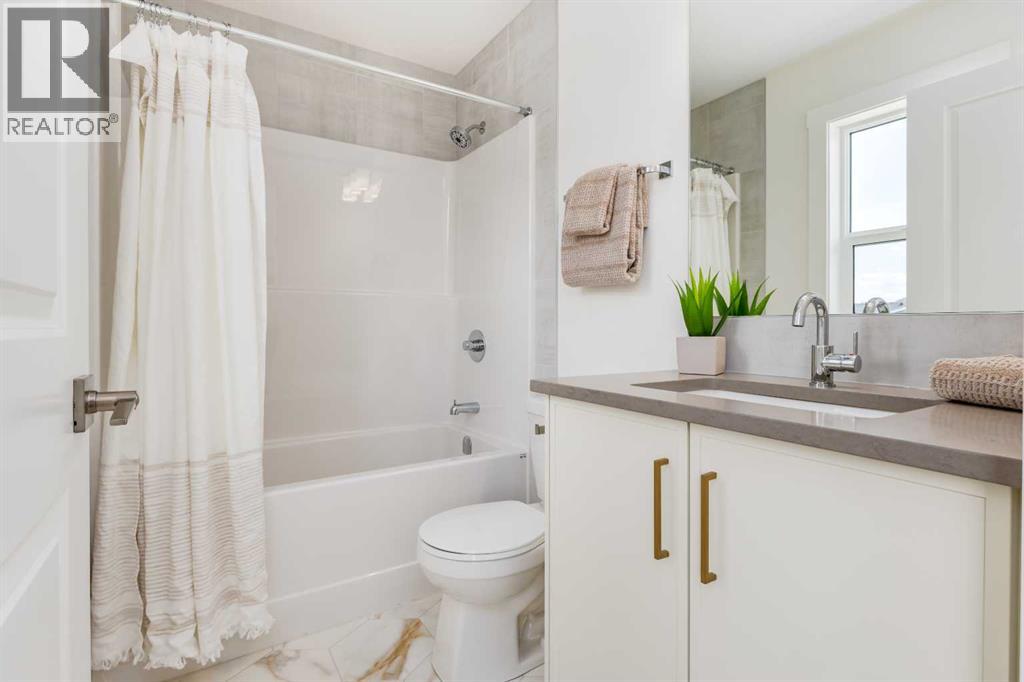 525 River Heights Drive, Cochrane
