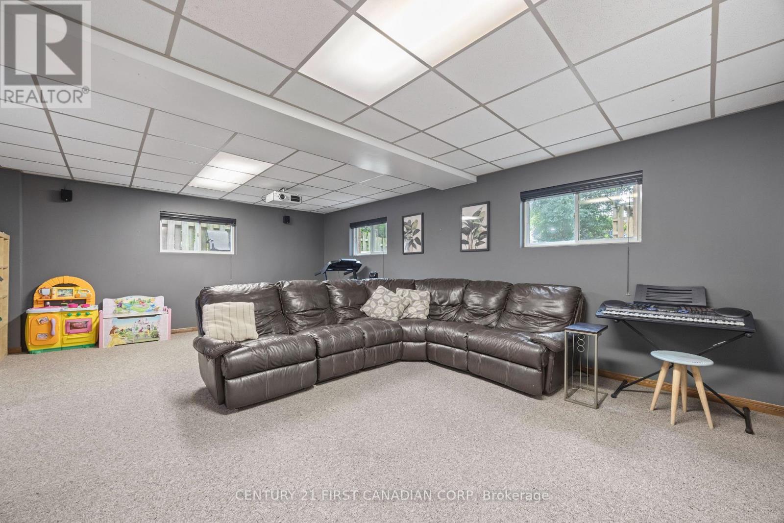 129 LANGARTH STREET W - 29