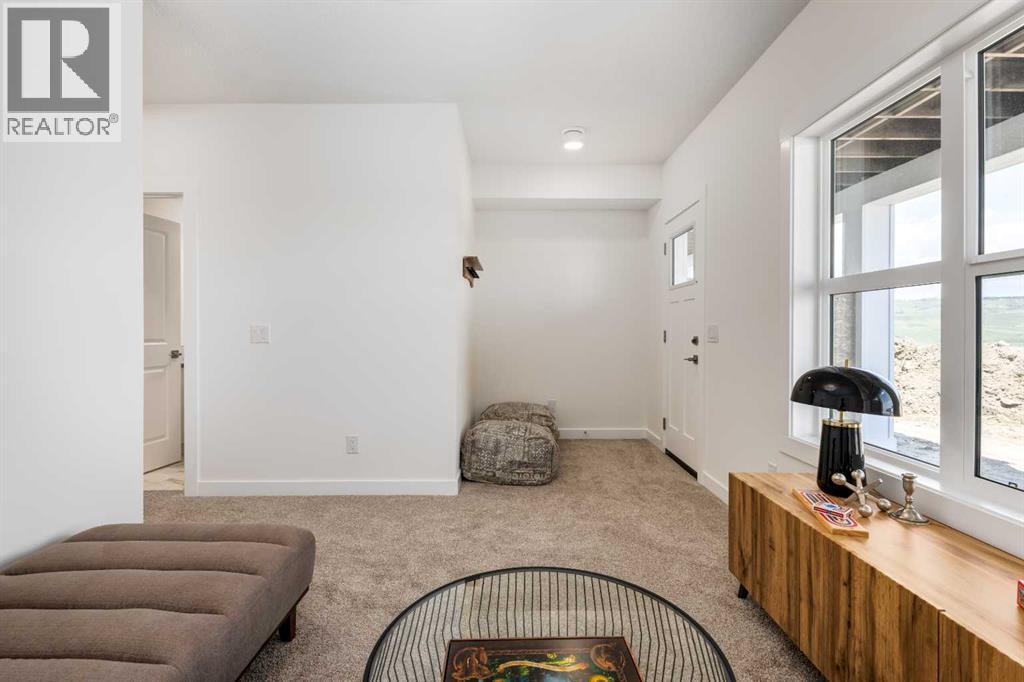 525 River Heights Drive, Cochrane