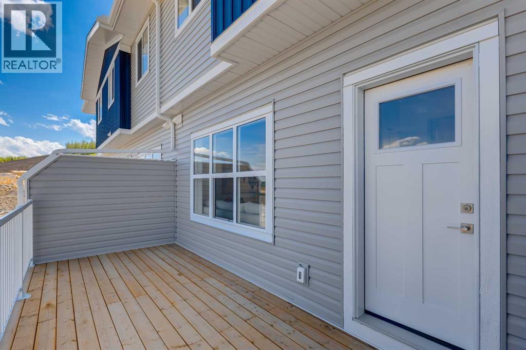 525 River Heights Drive, Cochrane