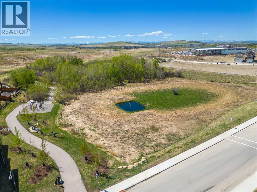 525 River Heights Drive, Cochrane
