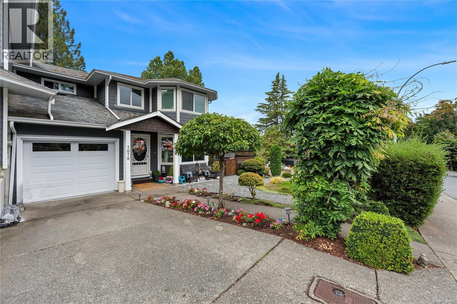 7978 Northview Dr - 2