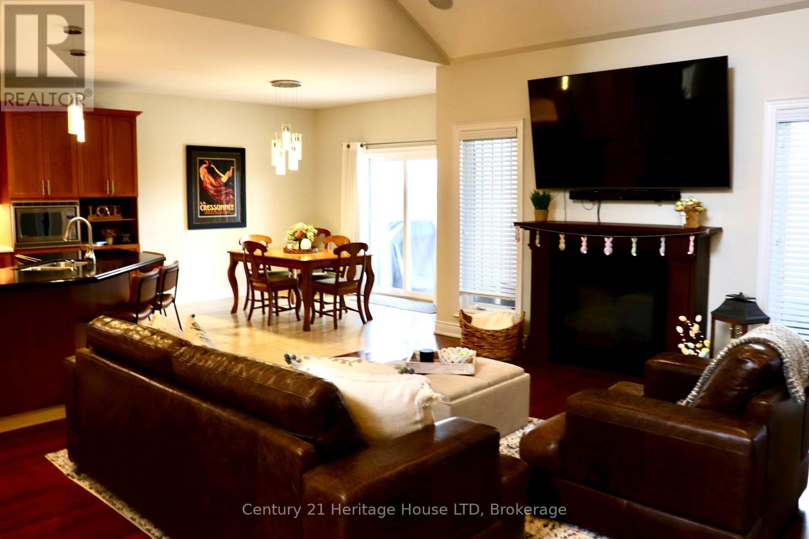 3984 VILLAGE CREEK DRIVE - Image 19