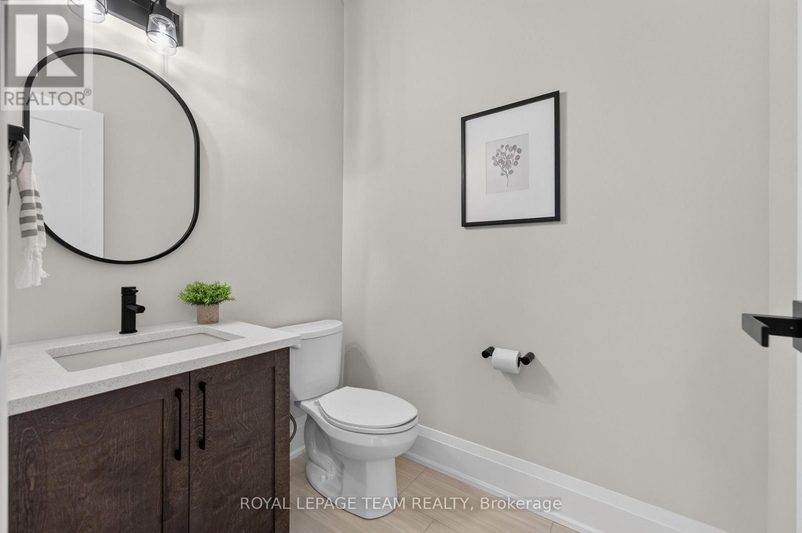 10 B BRIGADE AVENUE - Image 32