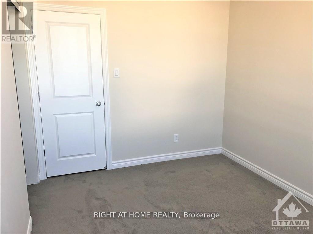 2 Bed, 2 Bath House for Rent in Ottawa – G – 735 DEARBORN PRIVATE, Ottawa – MLS# X13620552 - Image 10