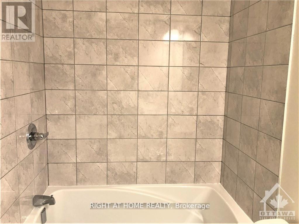 2 Bed, 2 Bath House for Rent in Ottawa – G – 735 DEARBORN PRIVATE, Ottawa – MLS# X13620552 - Image 8