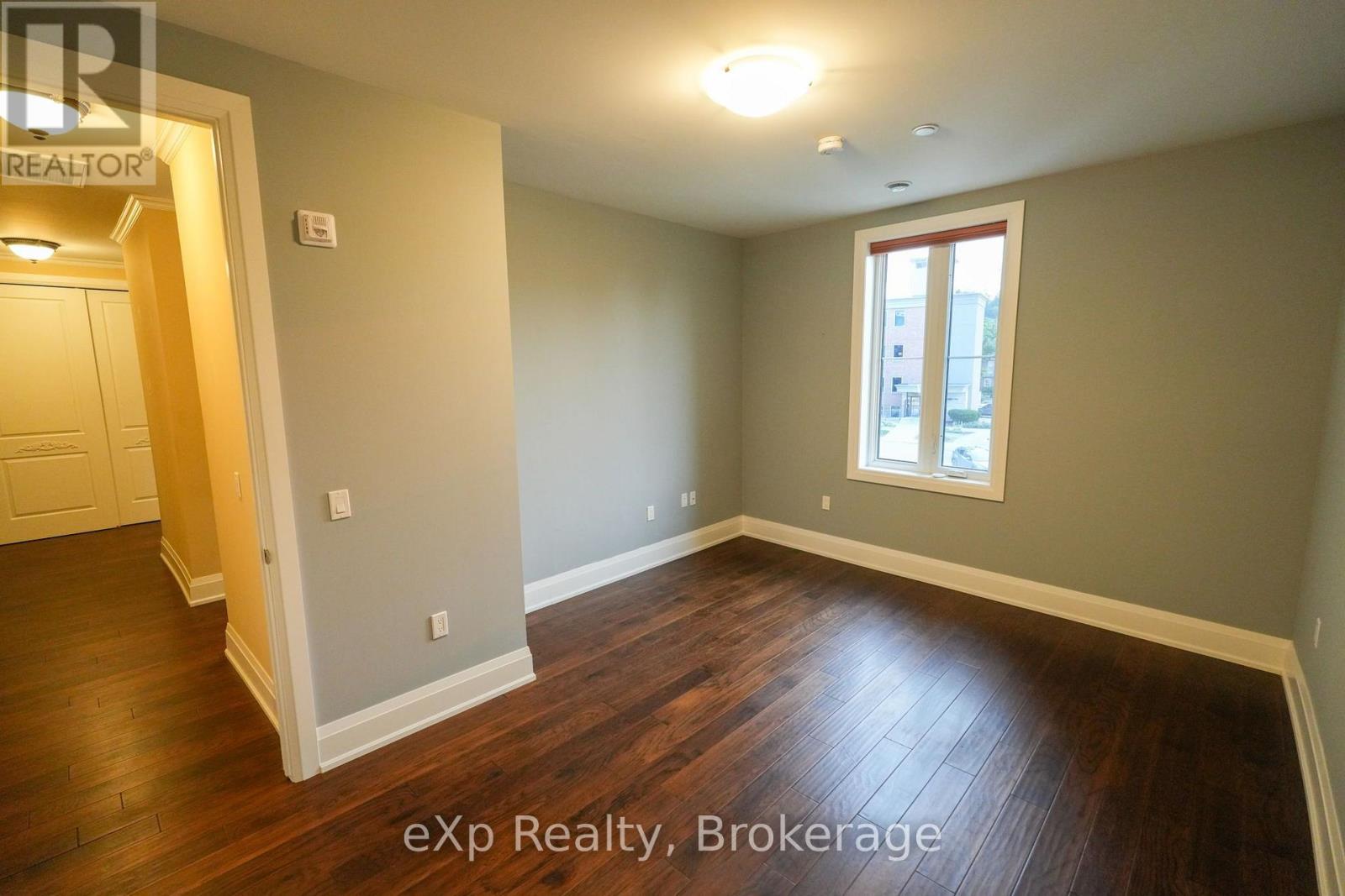 #203 80 9TH STREET E - 33