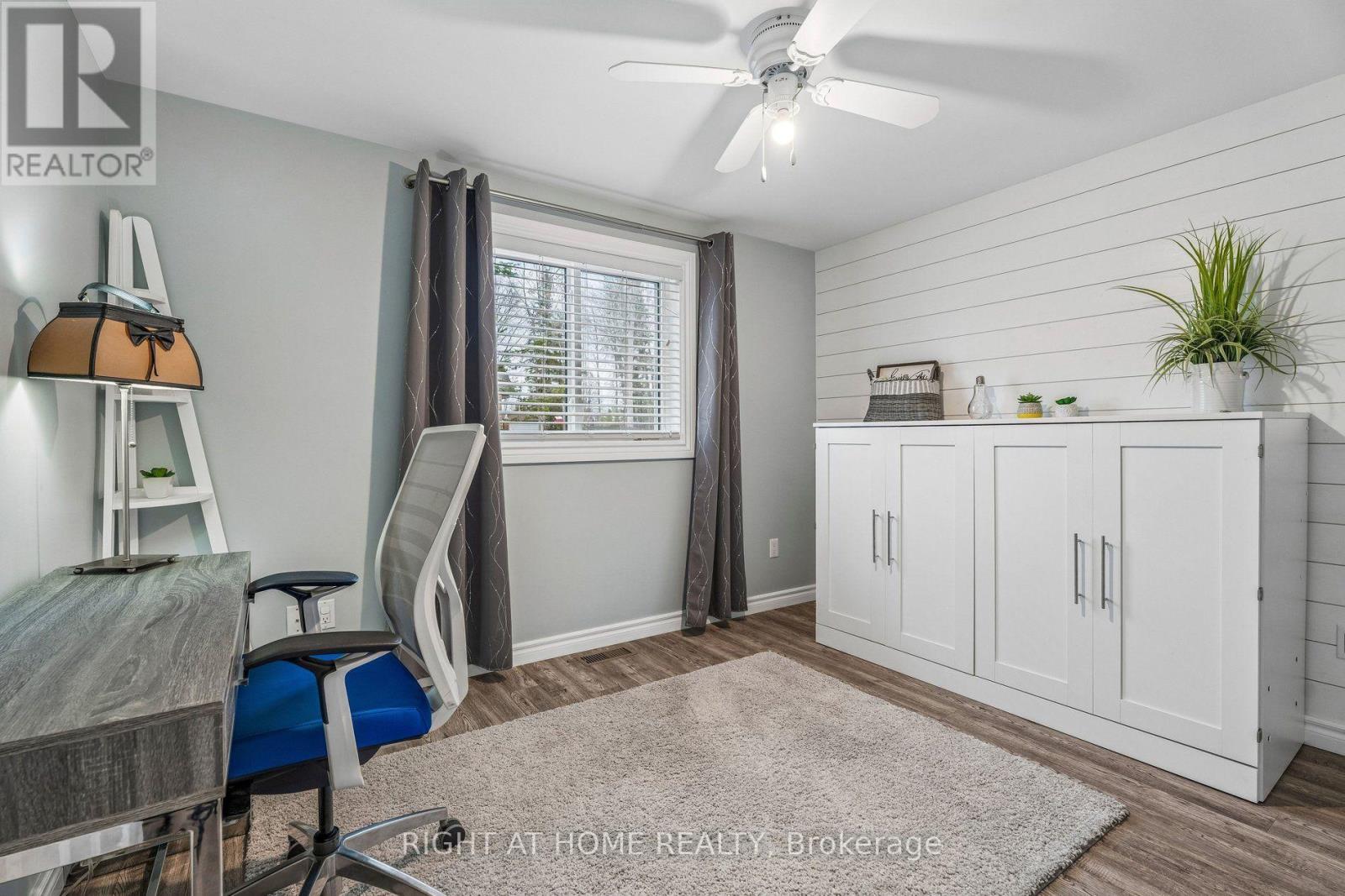 158 ZOO PARK ROAD - 14