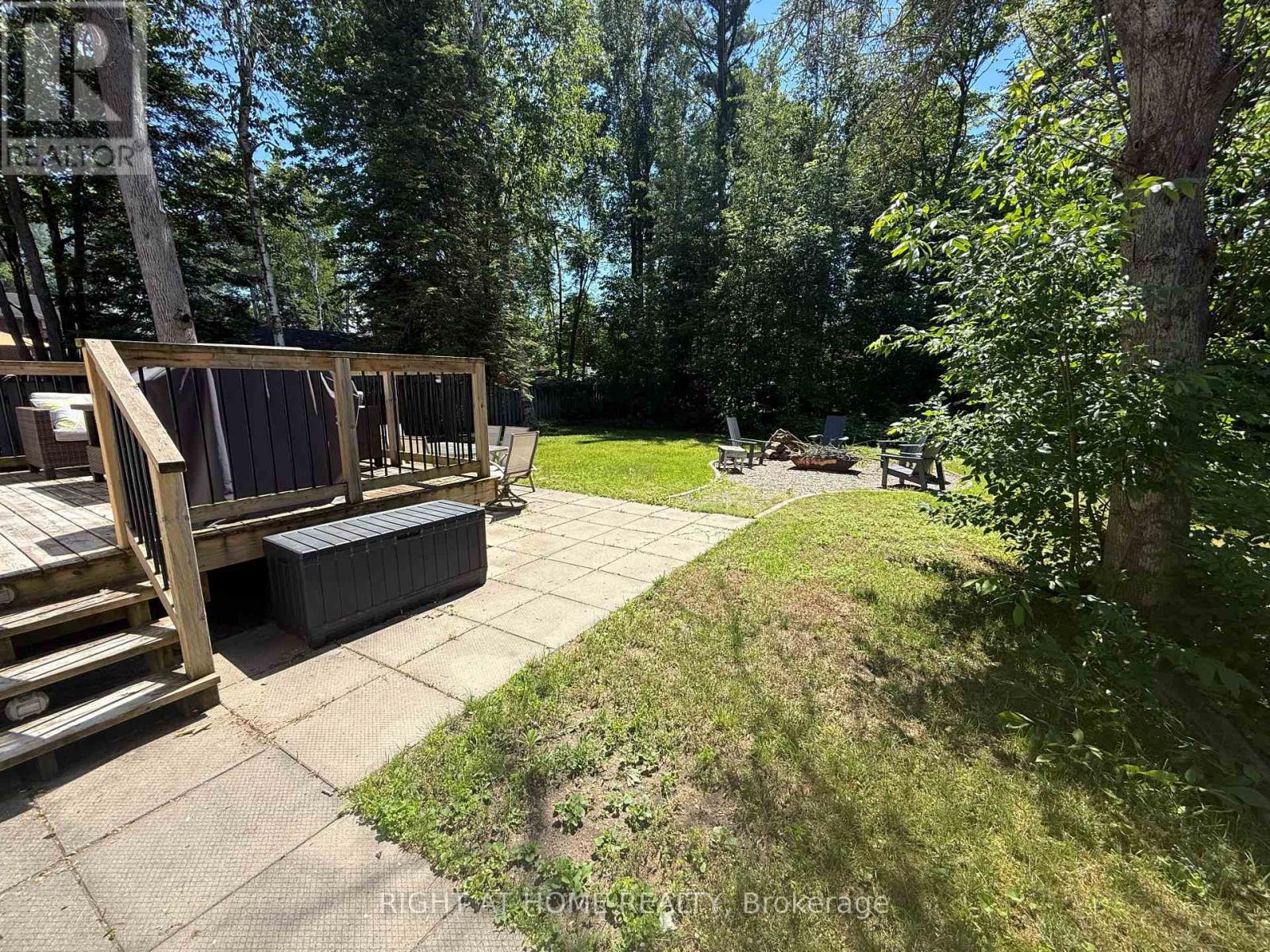 158 ZOO PARK ROAD - 25