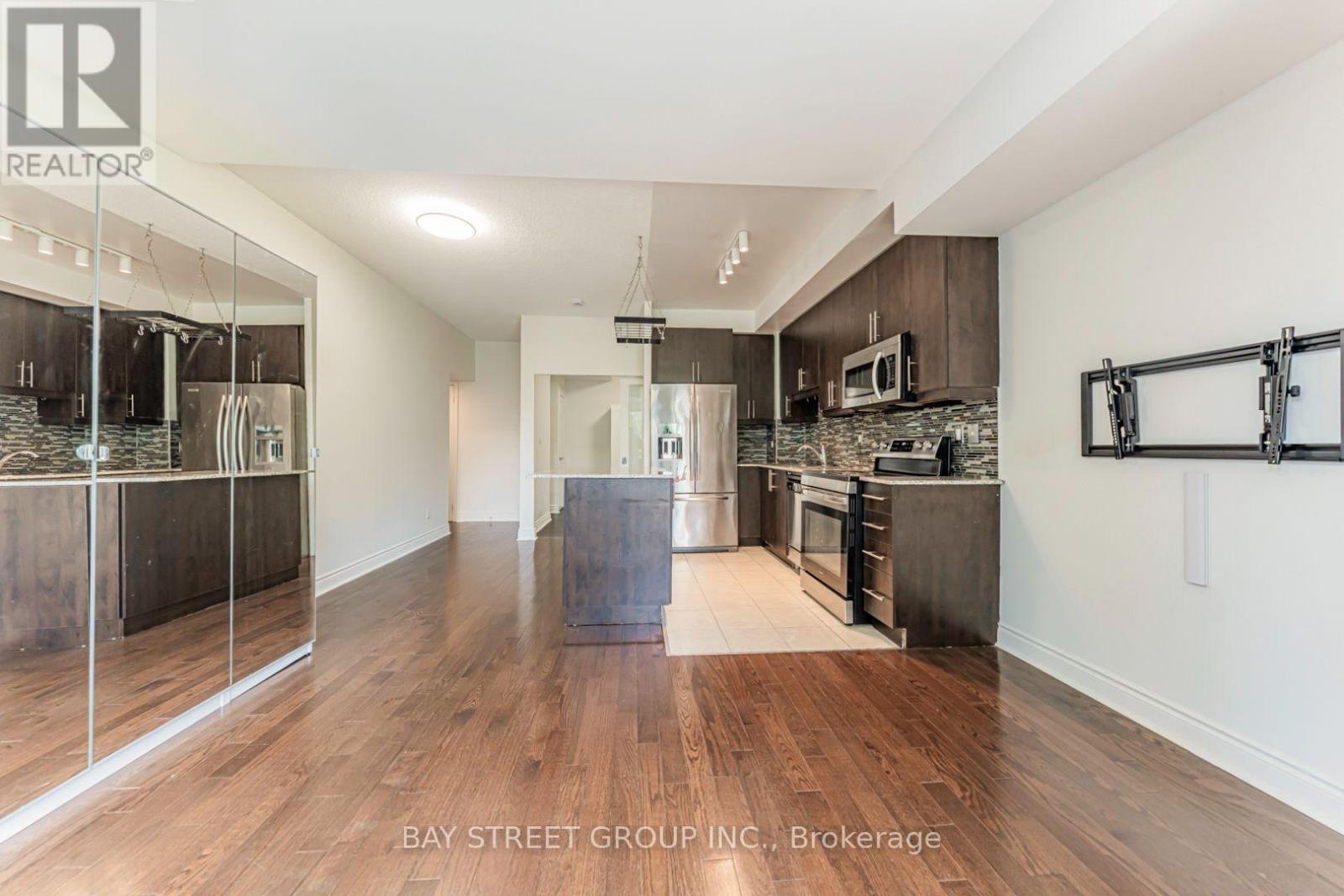 #221 31 OLIVE AVENUE - Image 16