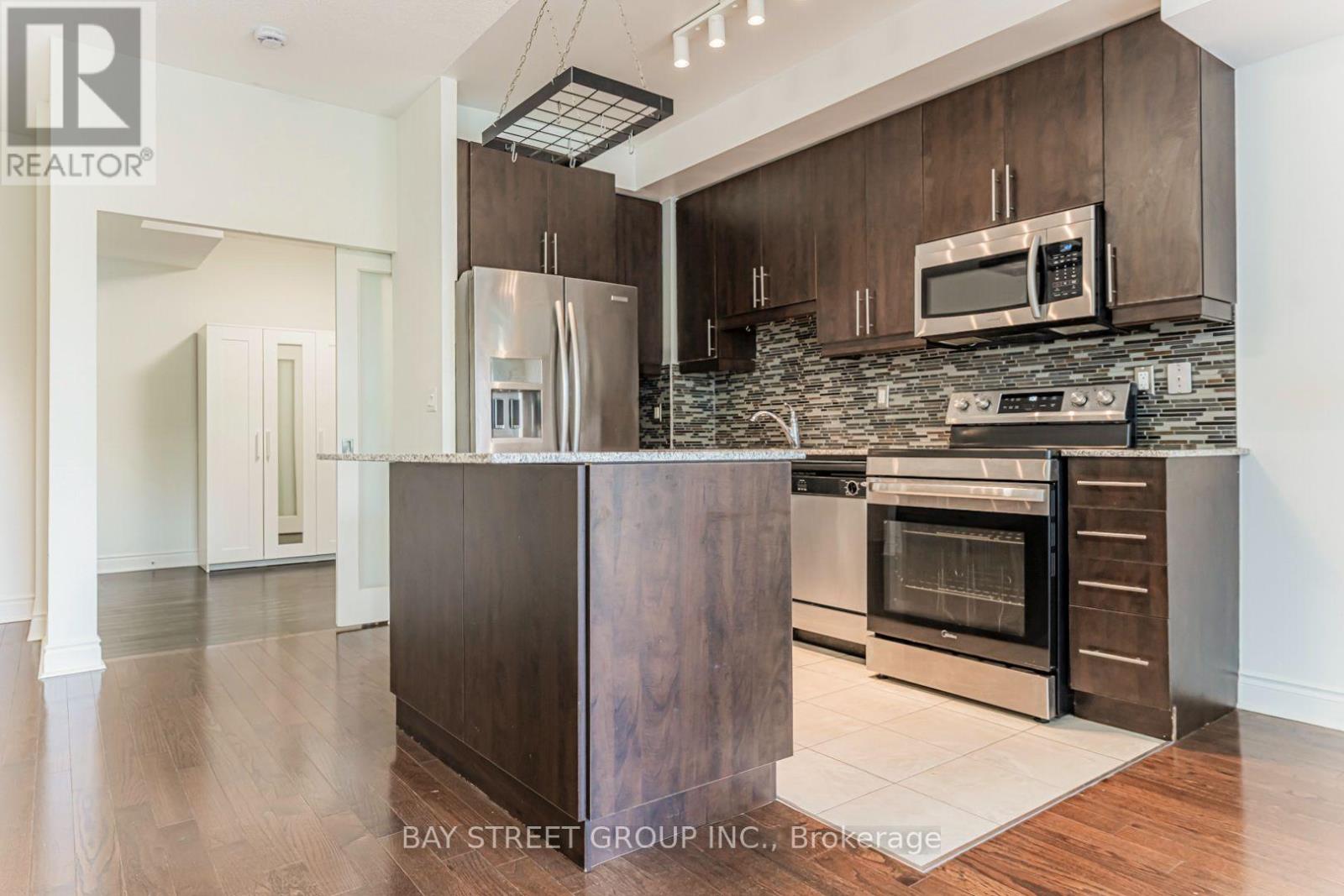 #221 31 OLIVE AVENUE - Image 23