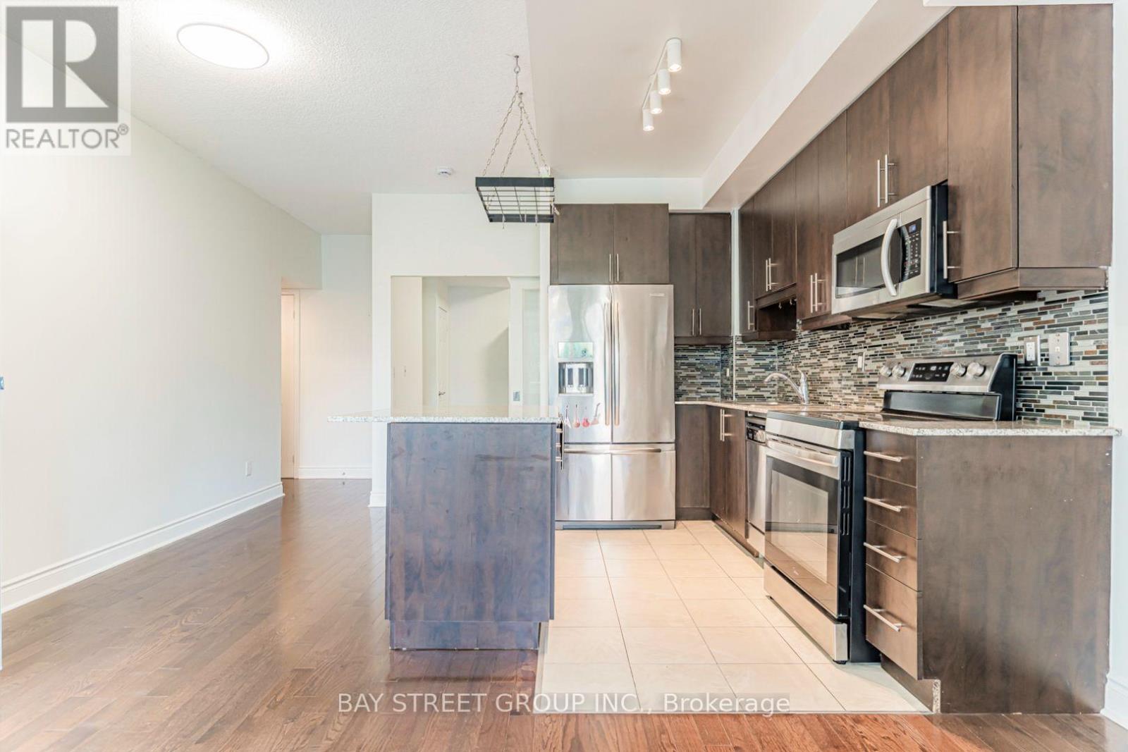 #221 31 OLIVE AVENUE - Image 22
