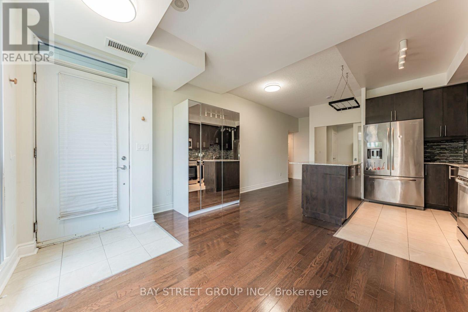 #221 31 OLIVE AVENUE - 15
