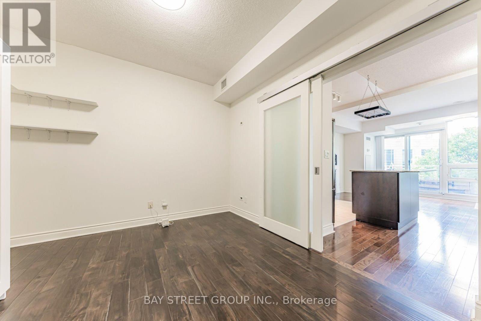 #221 31 OLIVE AVENUE - 30