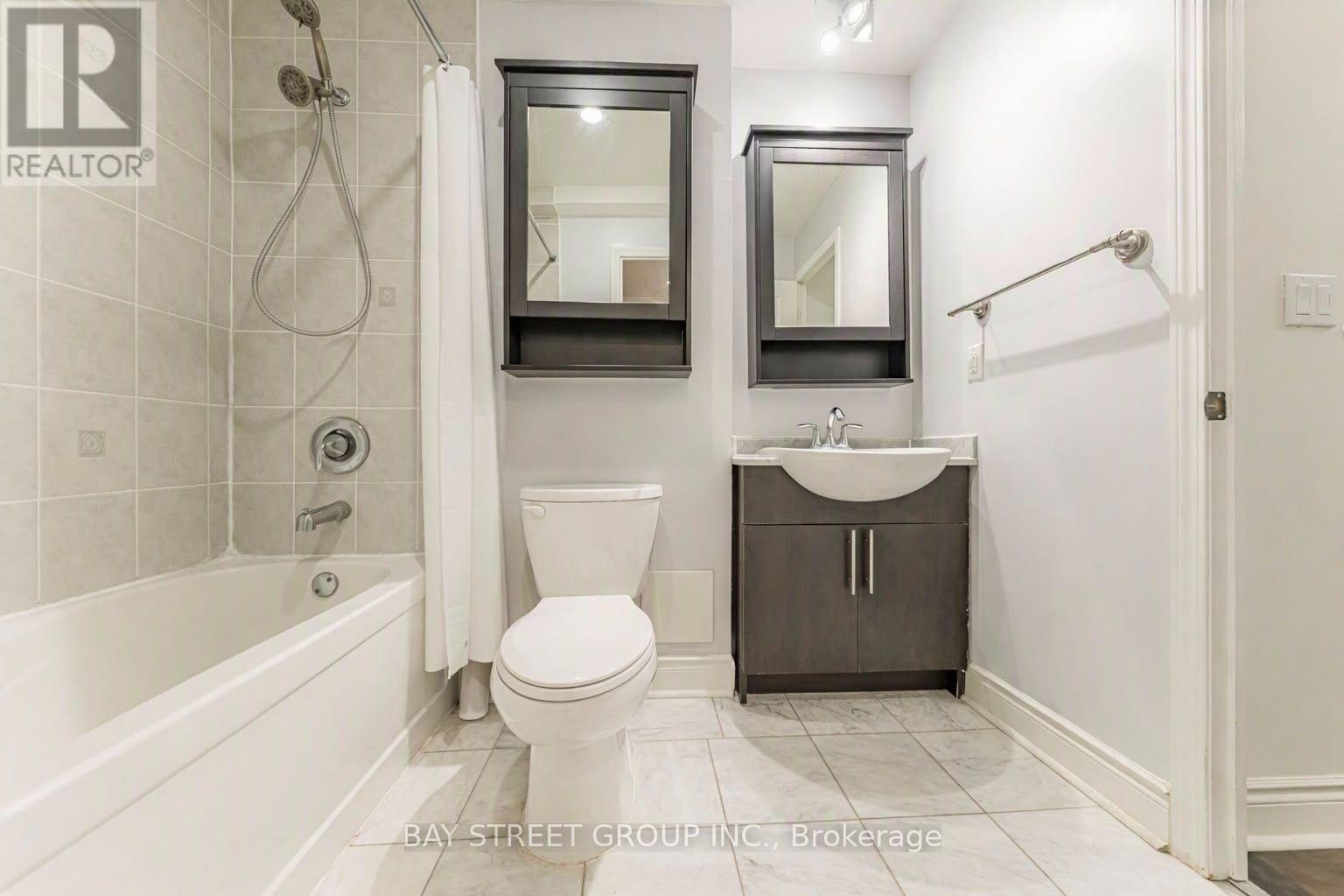 #221 31 OLIVE AVENUE - 38