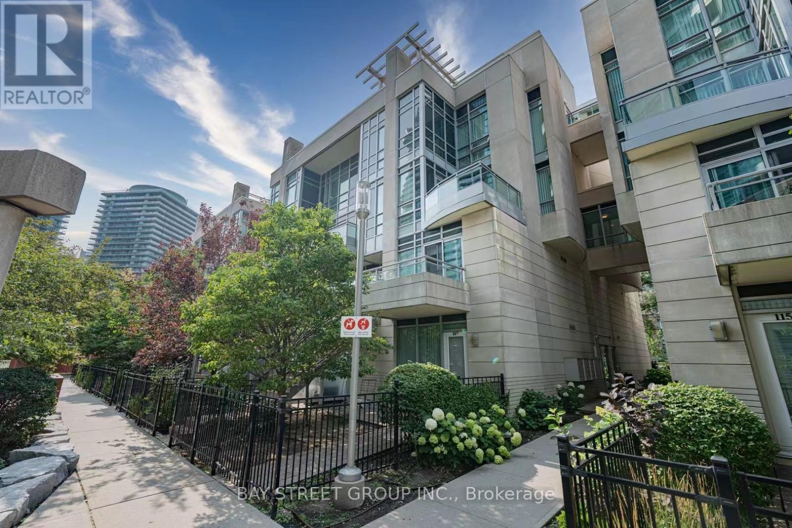 #221 31 OLIVE AVENUE - 7