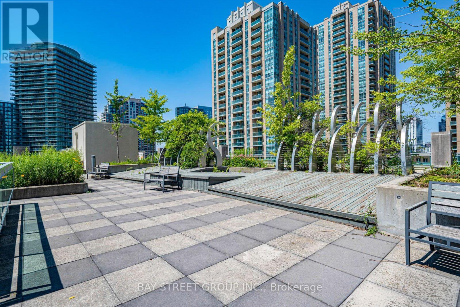 #221 31 OLIVE AVENUE - Image 45