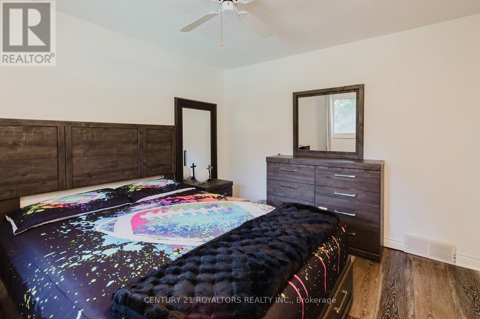 674 CHIDDINGTON AVENUE - Image 14