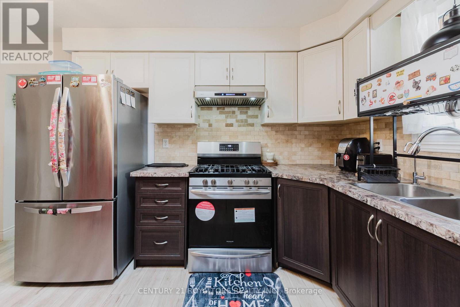 674 CHIDDINGTON AVENUE - Image 22