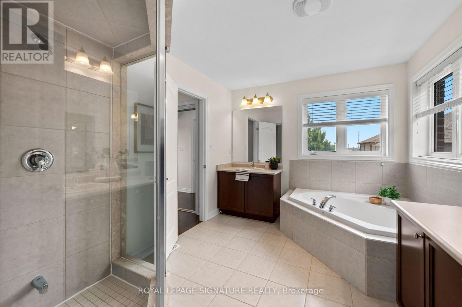 6 CEDARHOLME AVENUE - 26