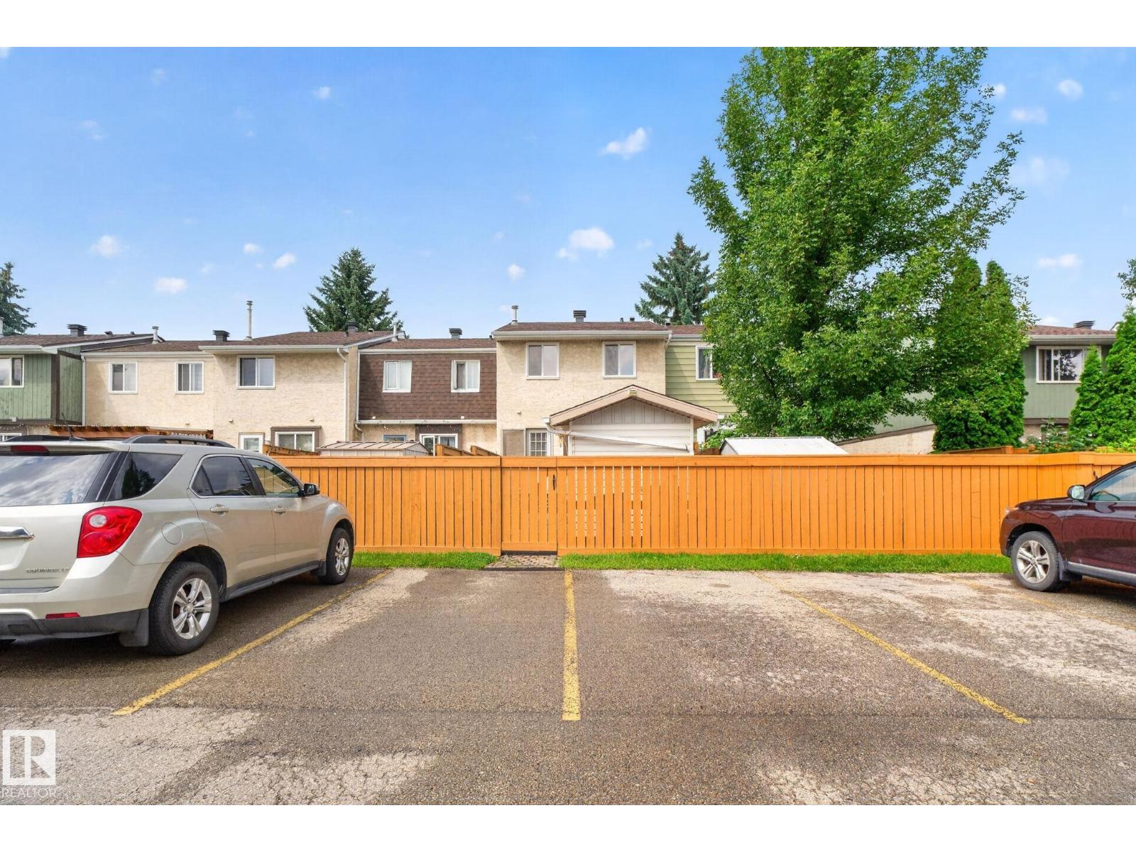 8059 178 ST NW - 32