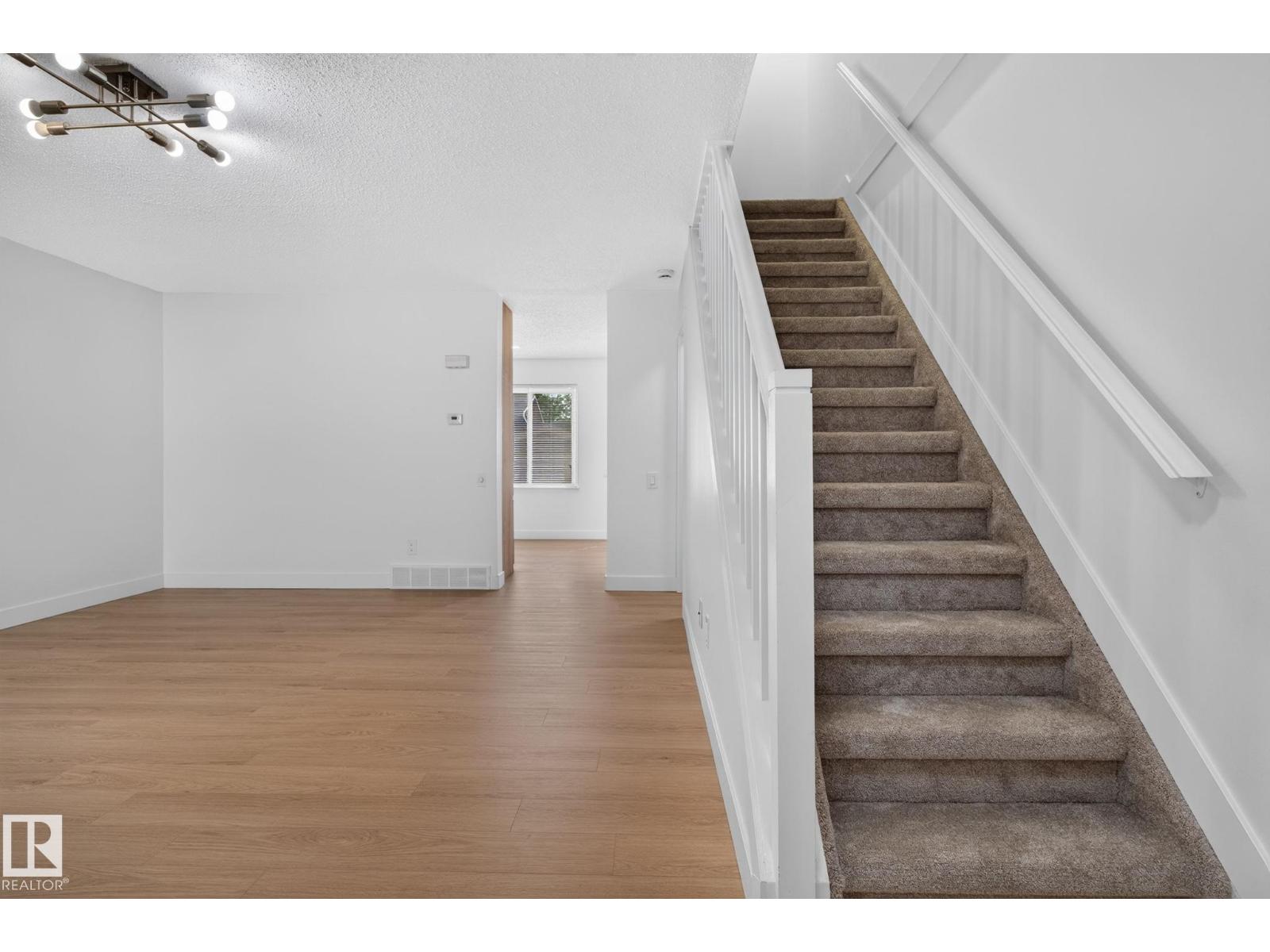 8059 178 ST NW - 6