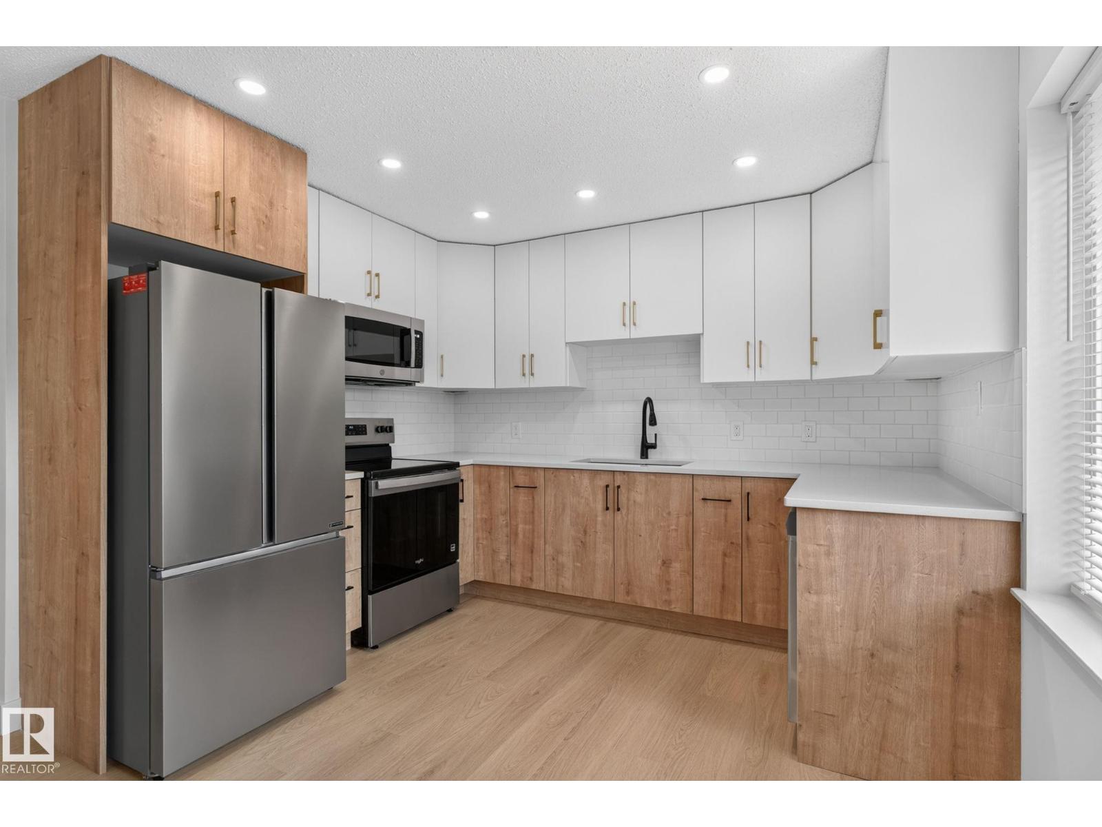 8059 178 ST NW - 8
