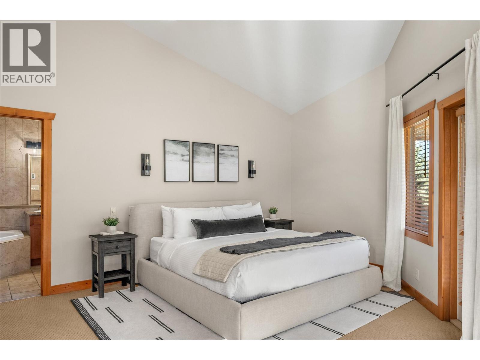 1802 GREYWOLF Drive - Image 26