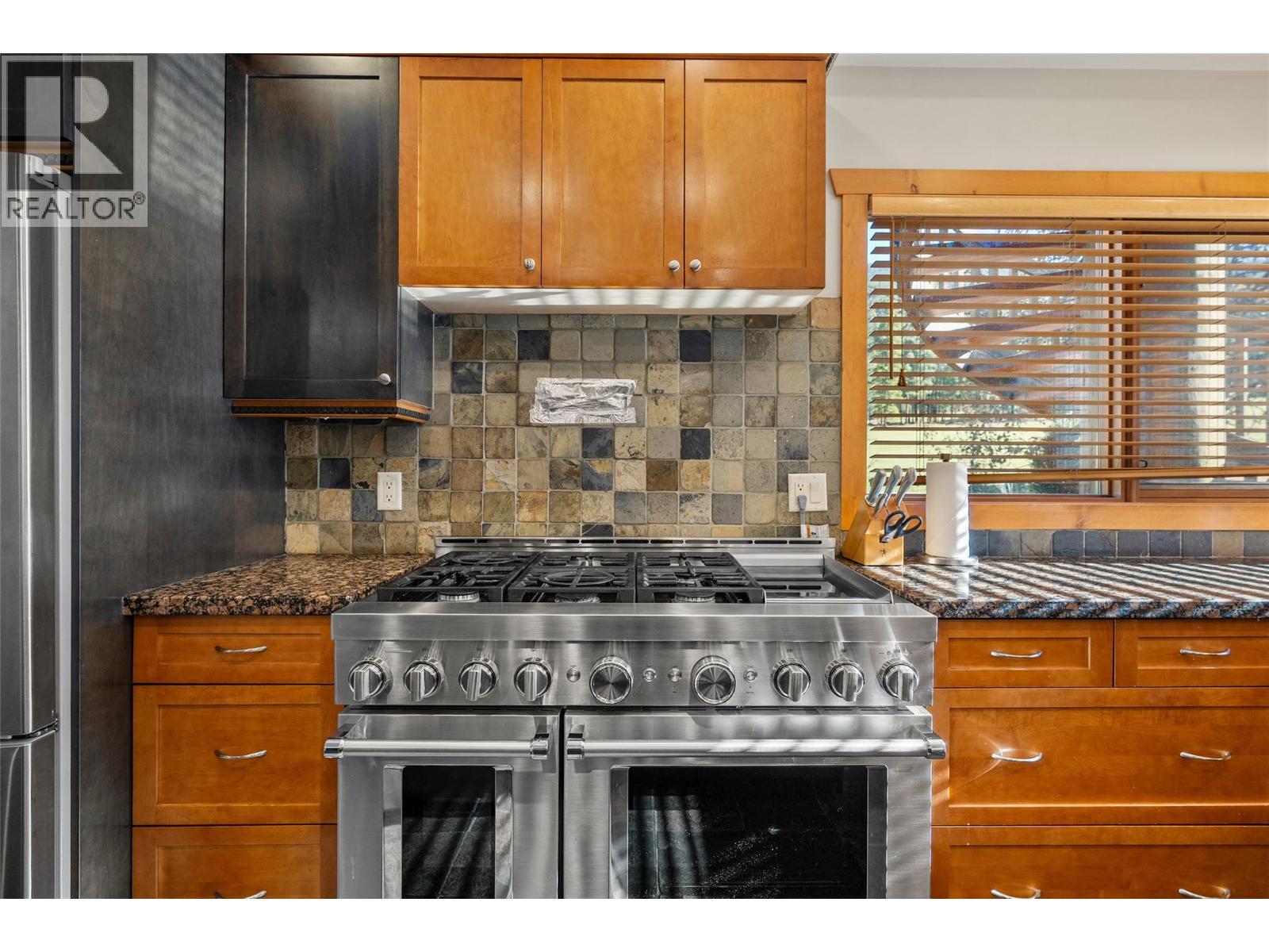 1802 GREYWOLF Drive - Image 12