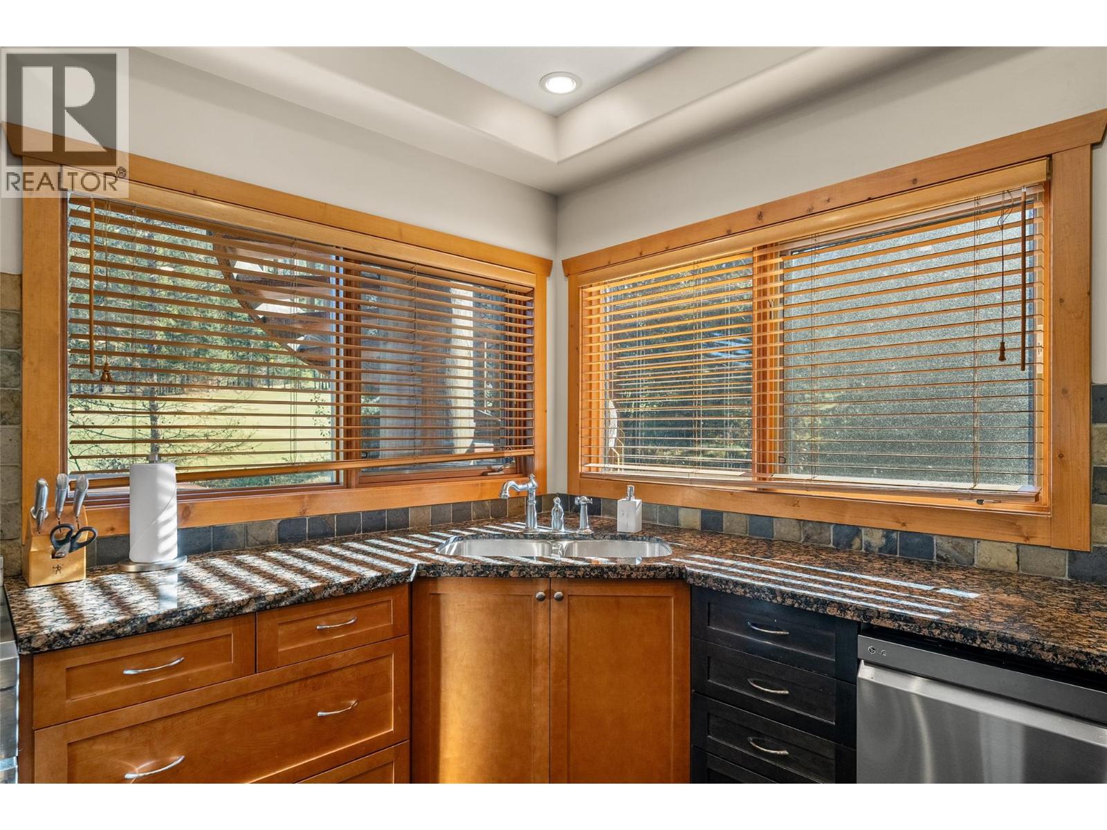 1802 GREYWOLF Drive - 13