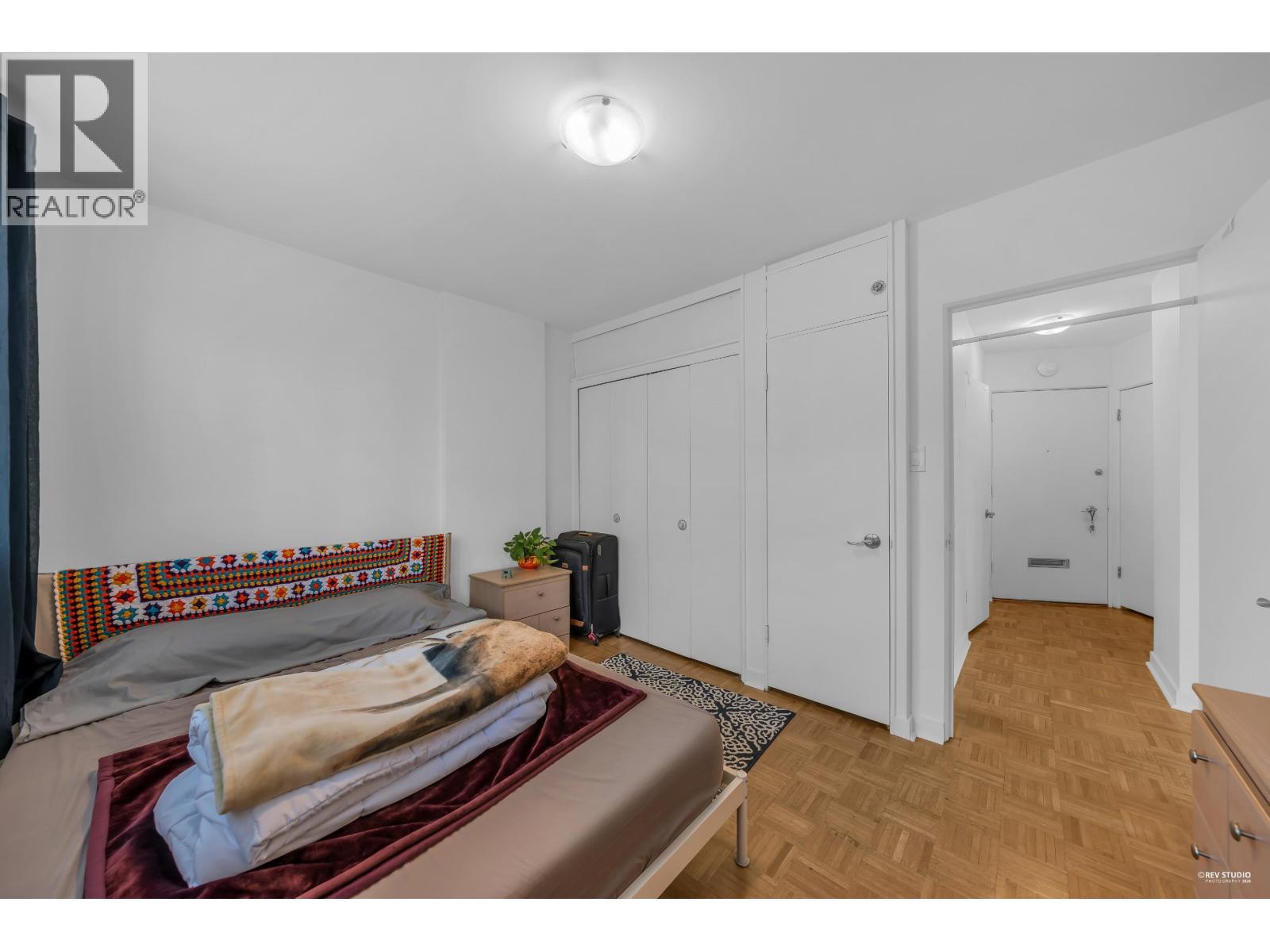 404 1930 MARINE DRIVE, West Vancouver