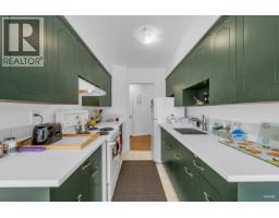 404 1930 Marine Drive, West Vancouver, BC V7V1J8 Photo 12