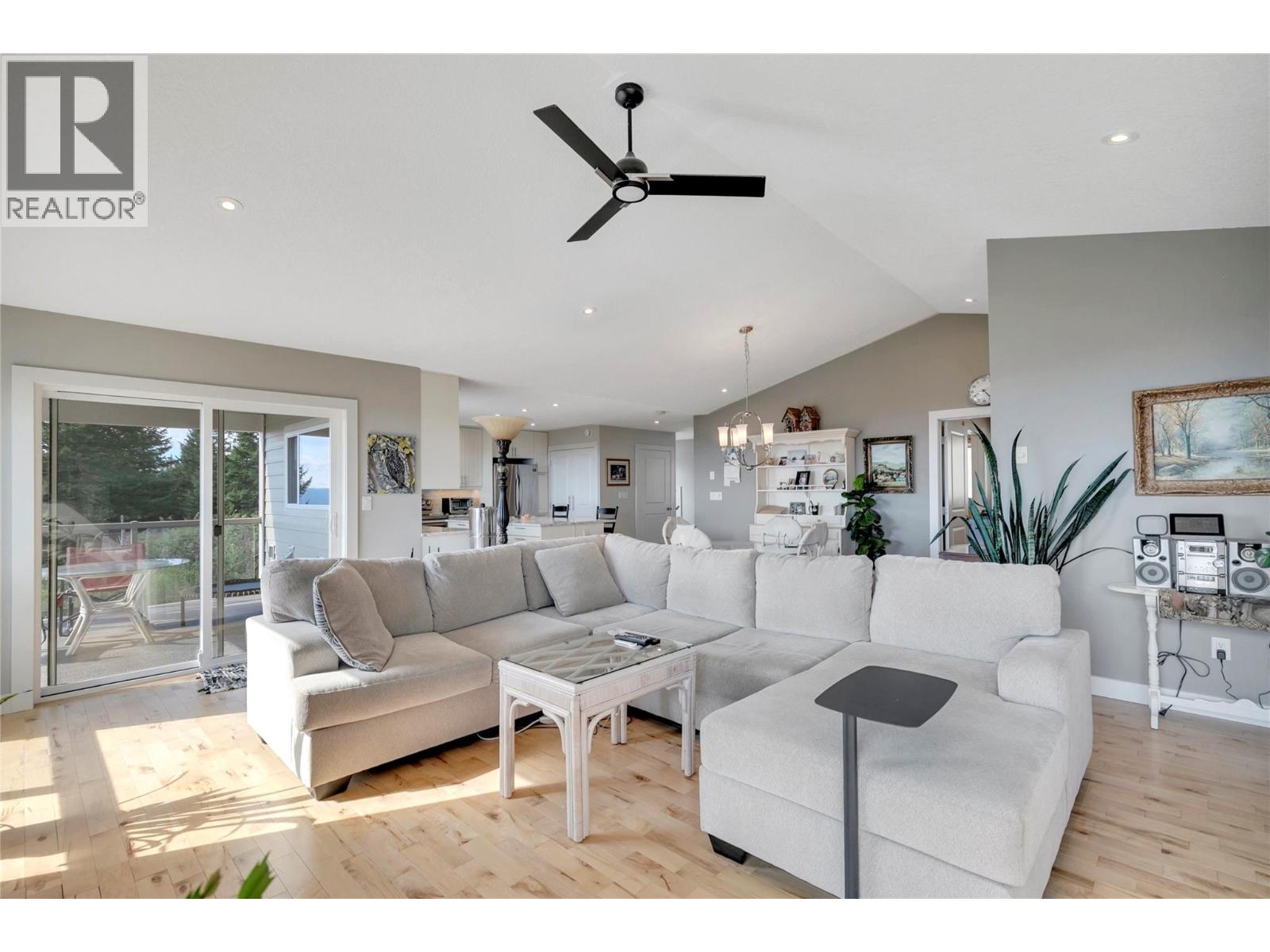 1415 WOLF WAY Road - 17