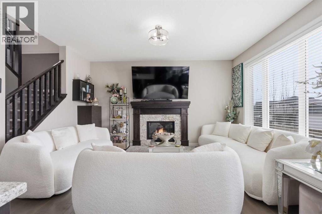 2620 Ravenslea Gardens SE, Ravenswood, Airdrie photo 4