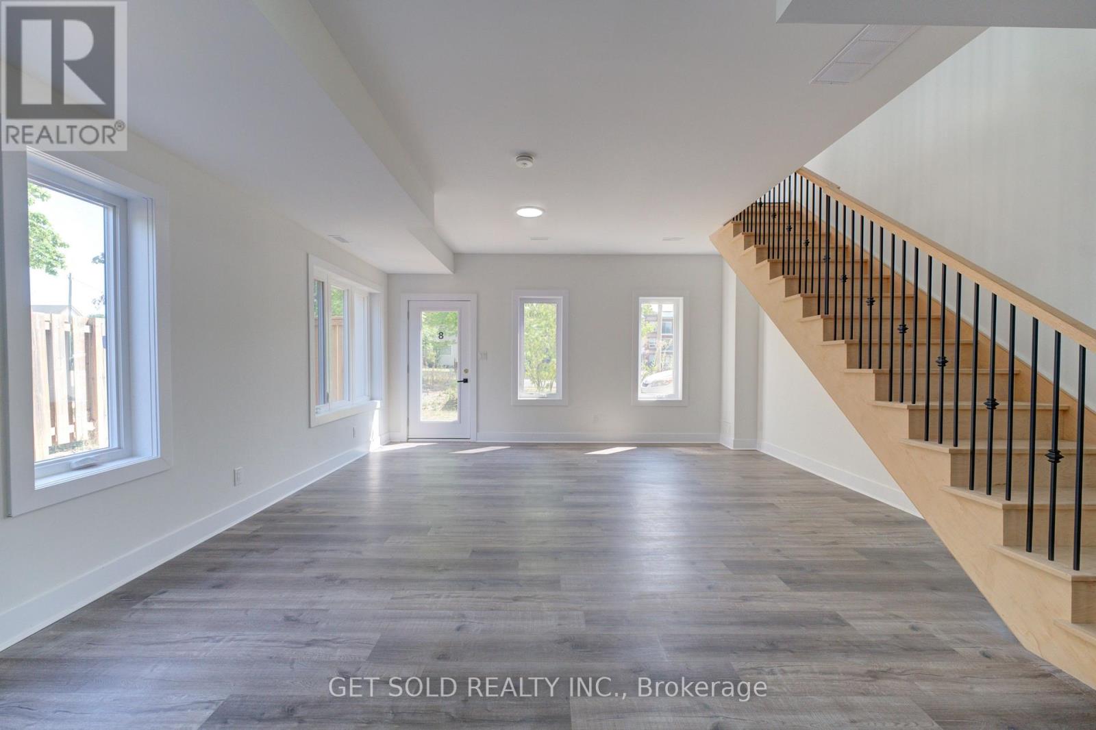 #8 6701 THOROLD STONE ROAD - 6
