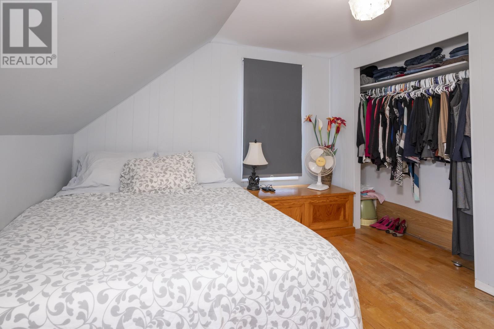 34 Knight ST - Image 35