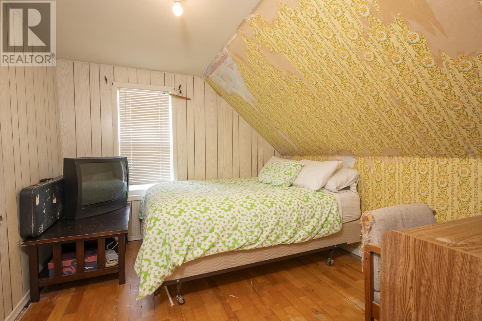 34 Knight ST - Image 31