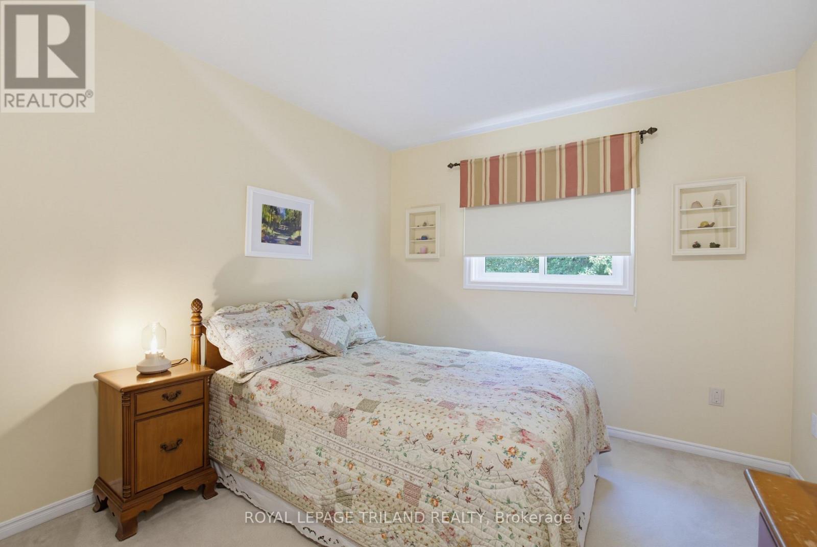 117 BOURNEMOUTH DRIVE - 26