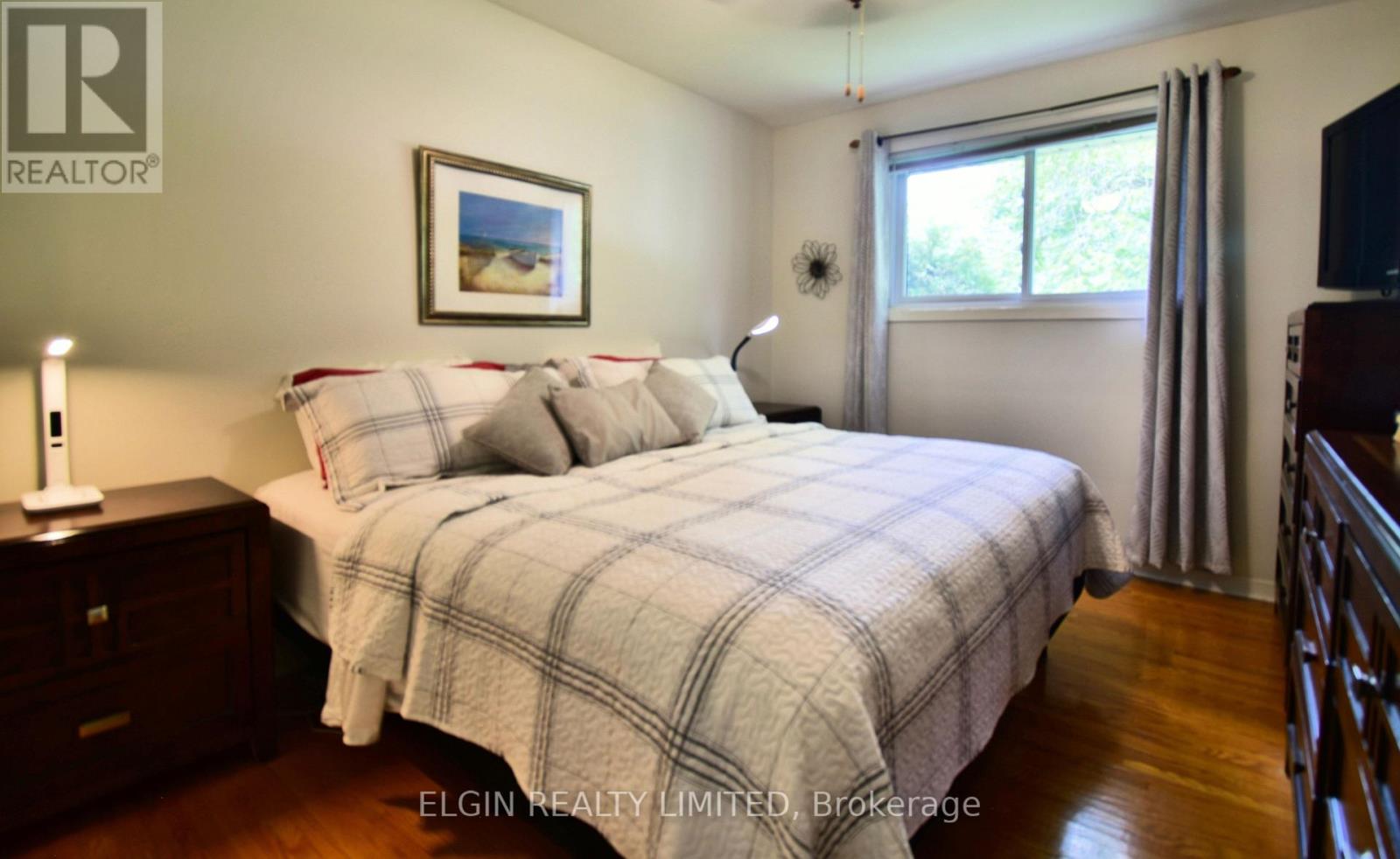15 STEELE STREET - Image 19