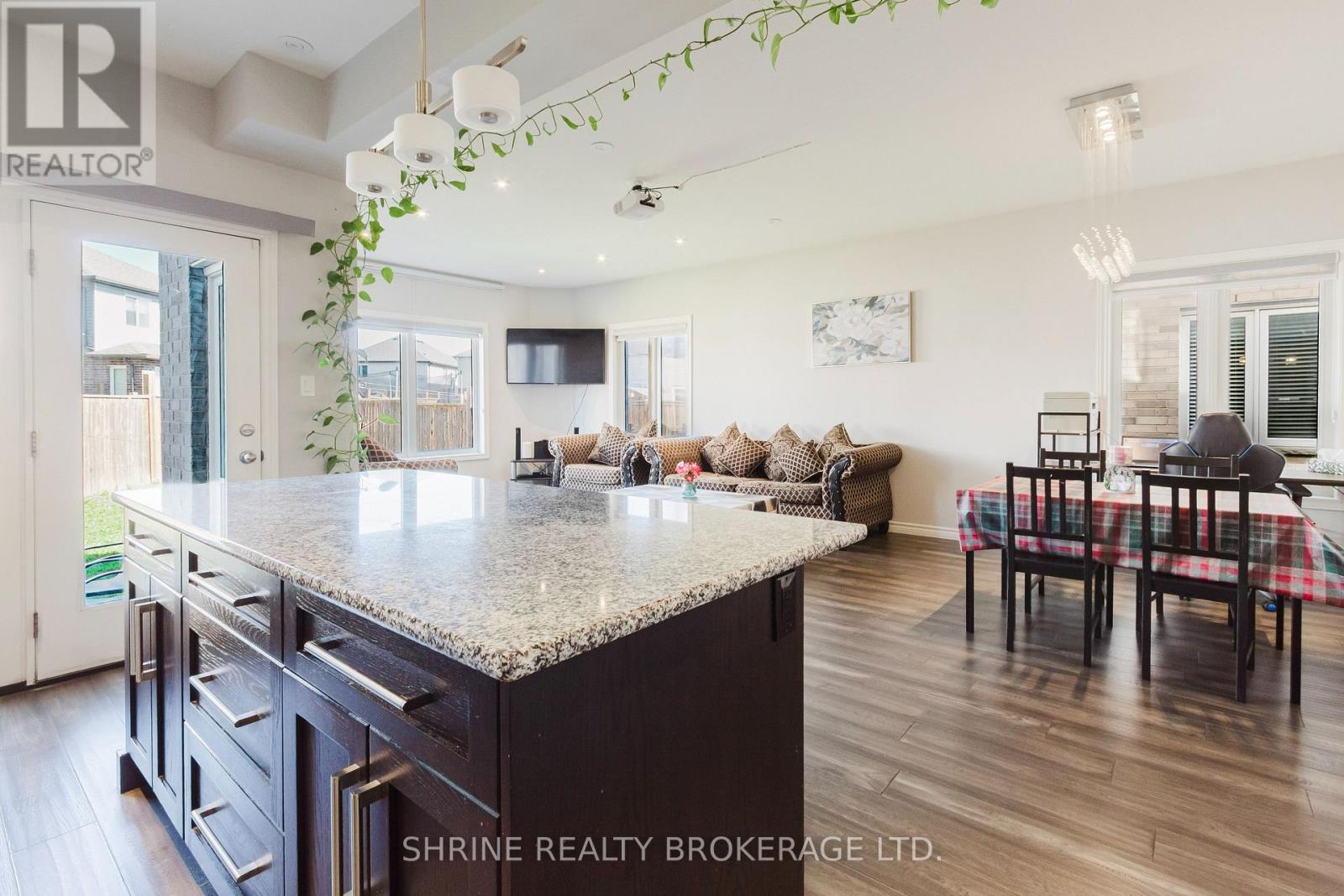 4369 LISMER LANE - Image 10