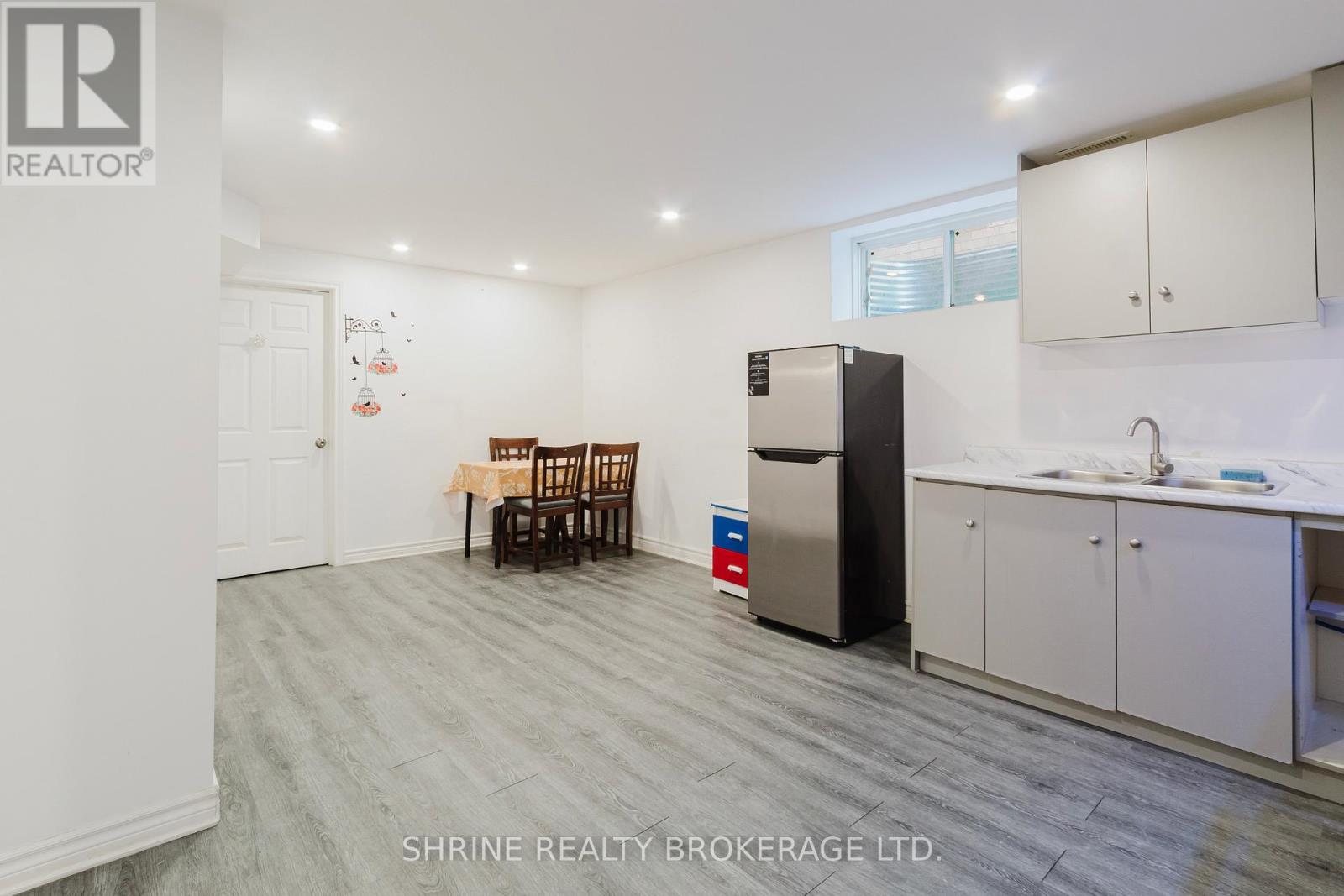 4369 LISMER LANE - 34