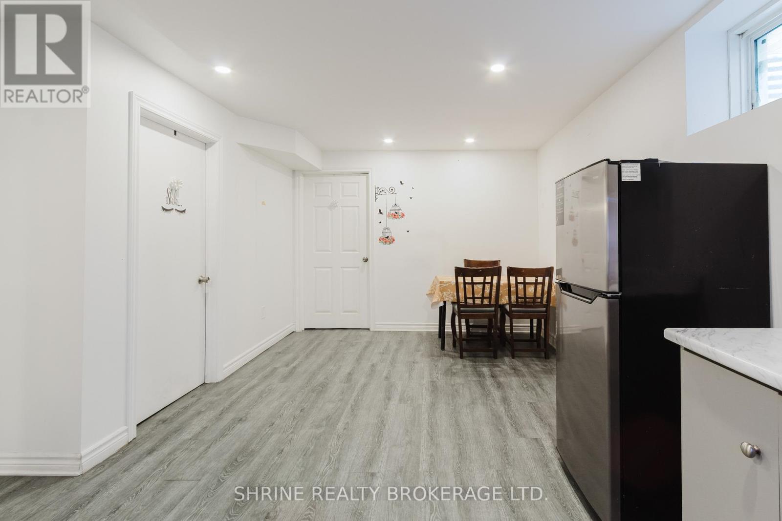 4369 LISMER LANE - 35