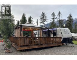 4868 Riverview Drive Unit# 108, Edgewater, BC V0A1E0 Photo 15