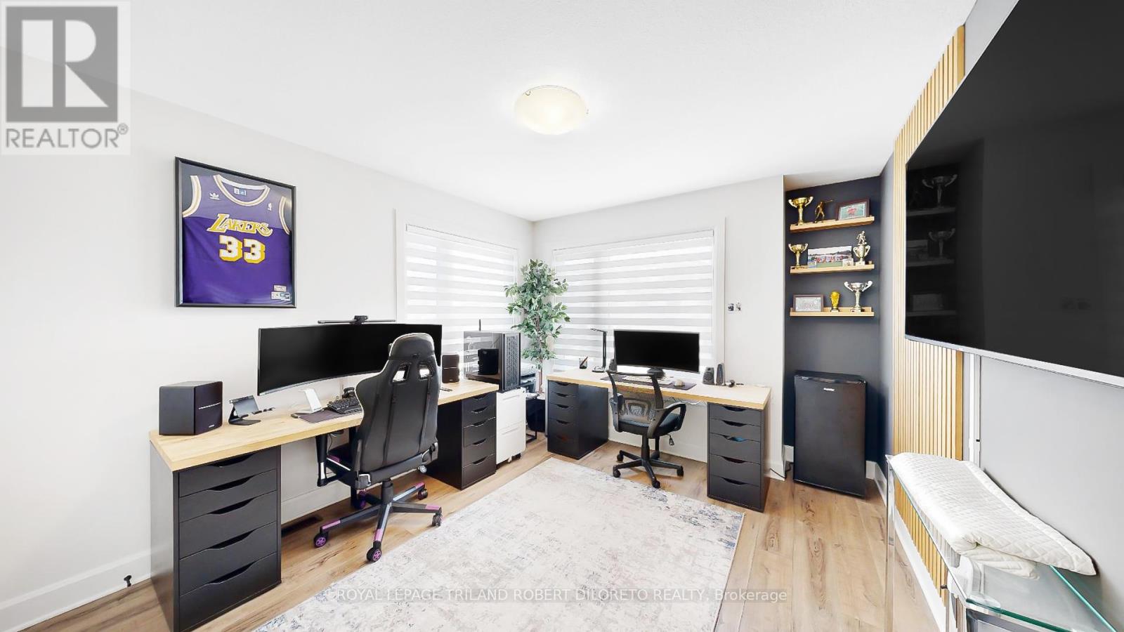 #107 175 DOAN DRIVE - Image 15