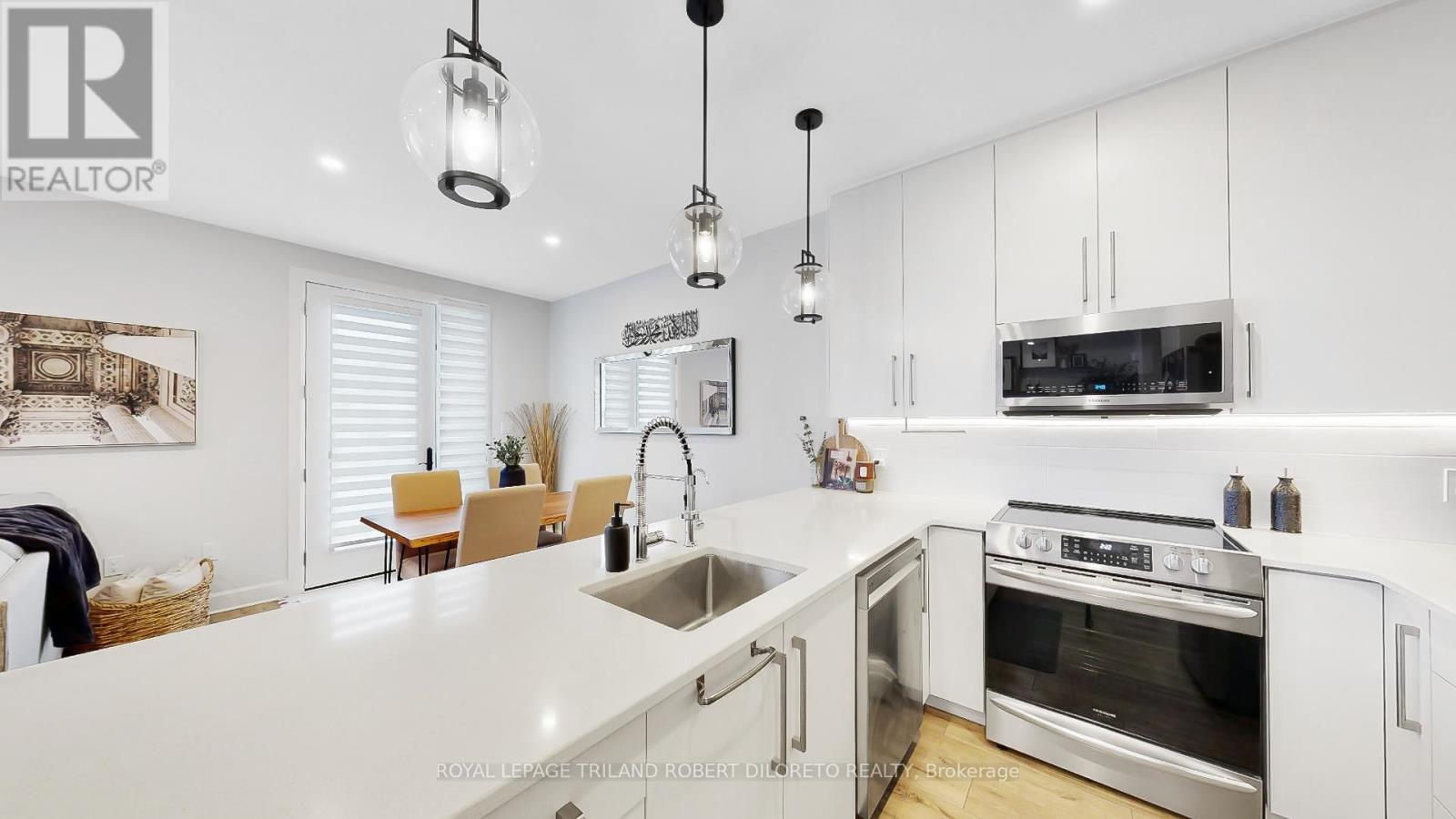 #107 175 DOAN DRIVE - Image 7