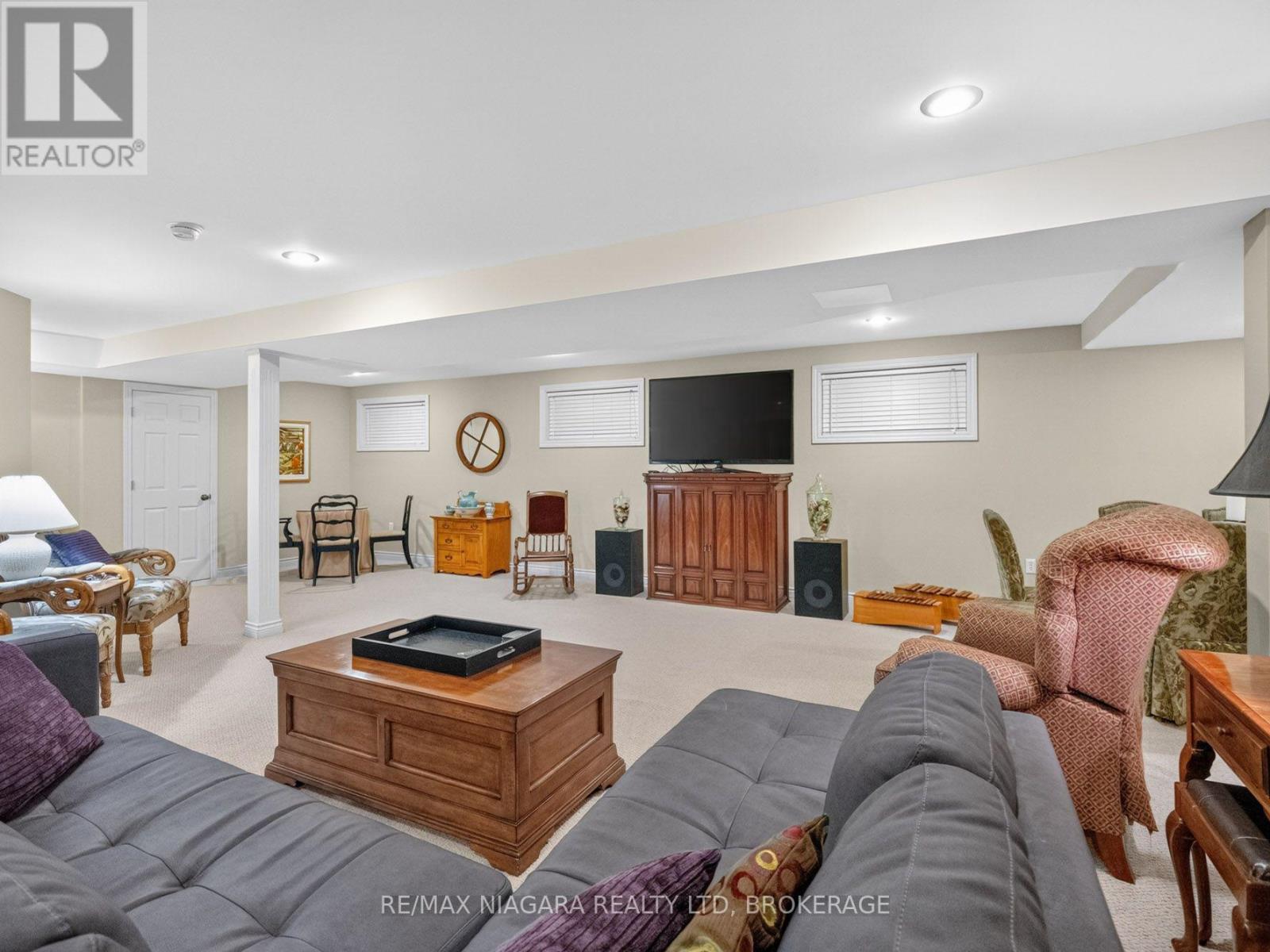 375 JASMINE COURT - 31