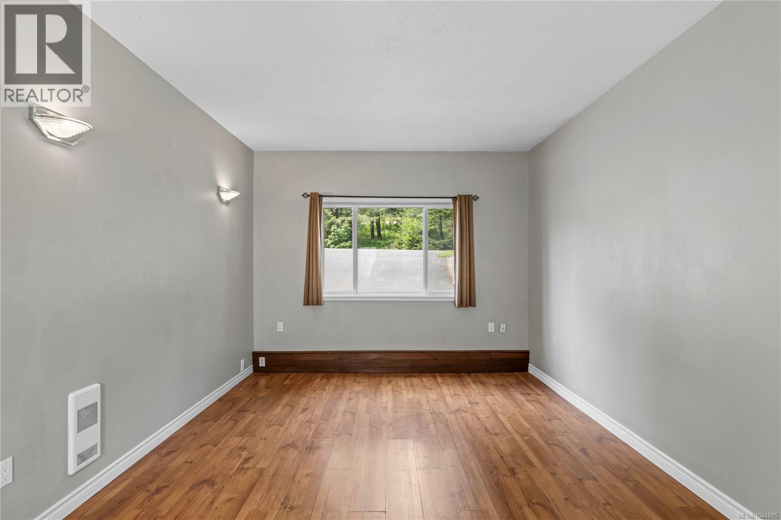 1810 Extension Rd - 30
